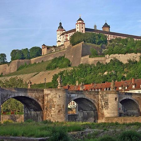 Gemuetliches Studio Im Herzen Wuerzburgs ภายนอก รูปภาพ